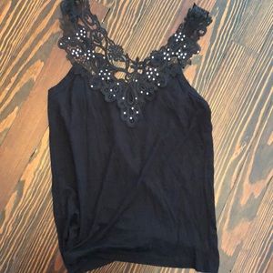 D&G lace and crystal tank
